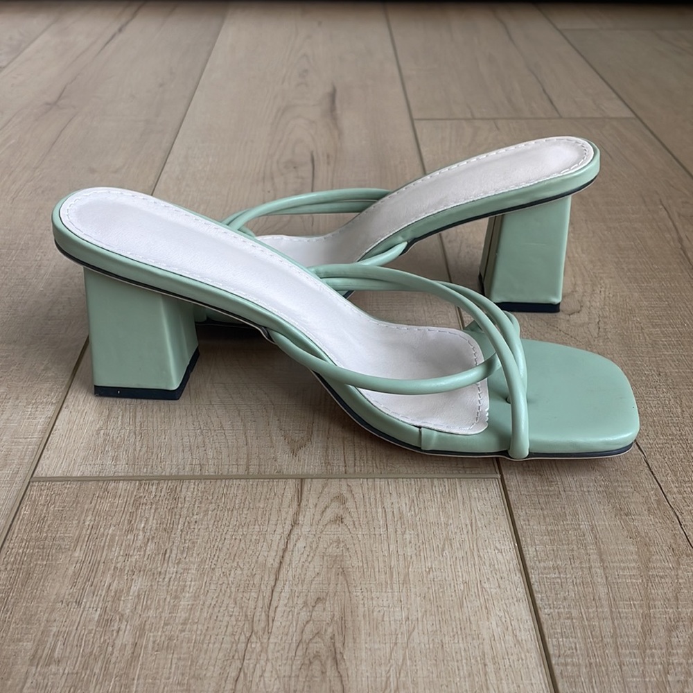 Heeled Sandals - Picture 3 of 3